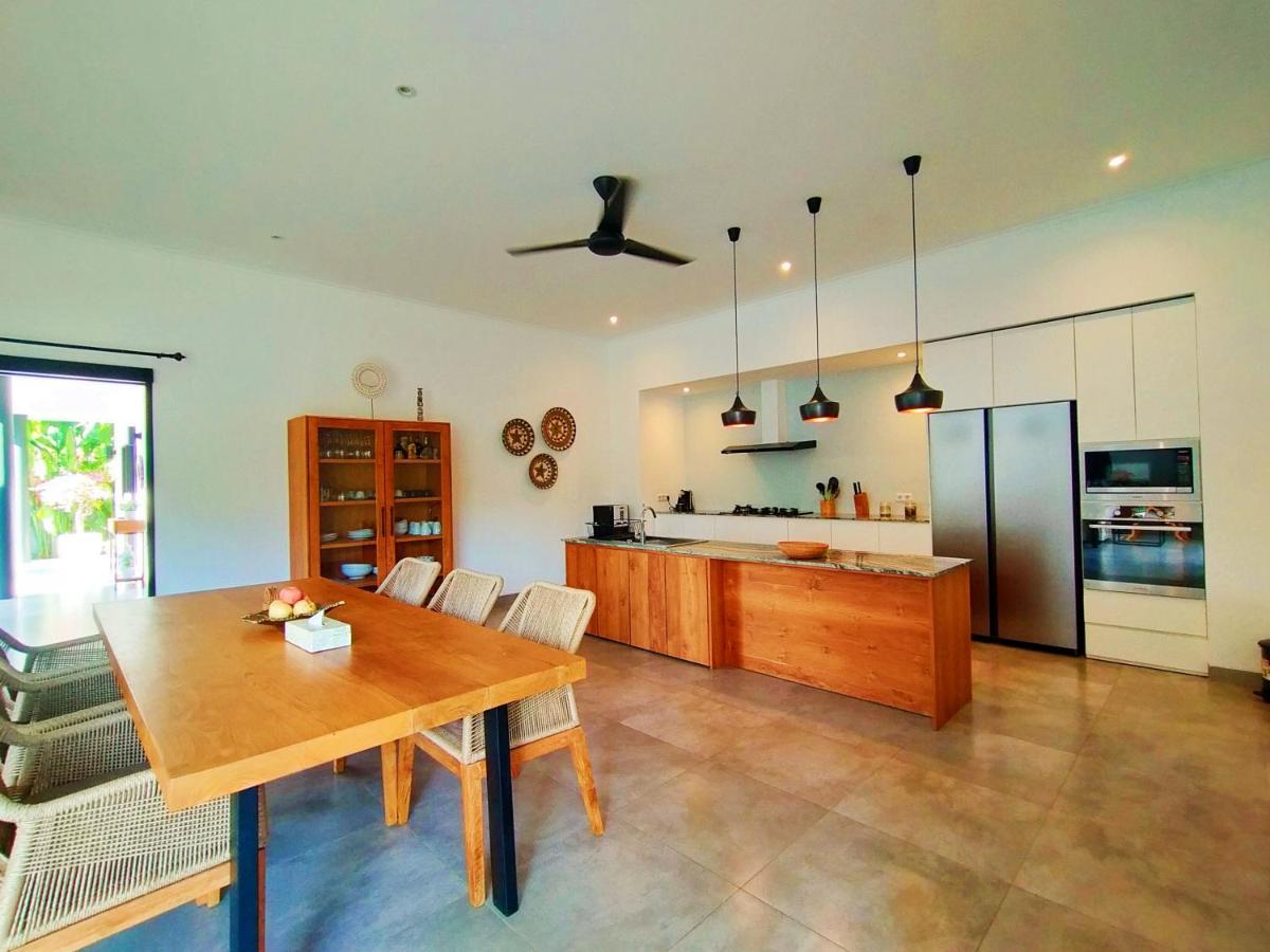 Villa Ataya Lovina  Luaran gambar